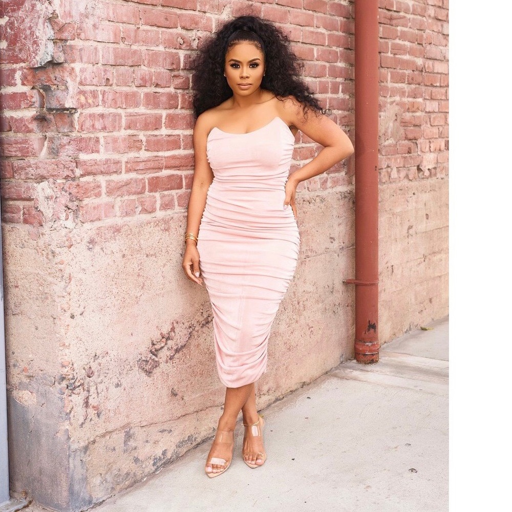 Women’s Blush Ruched Strapless Dress Size Small